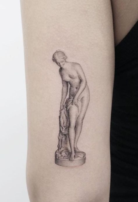 Summer Tattoo Ideas, Beautiful Tattoo Designs, Statue Tattoo, Shape Tattoo, Summer Tattoo, Muster Tattoos, Inspiration Tattoos, Greek Tattoos, Detailed Tattoo