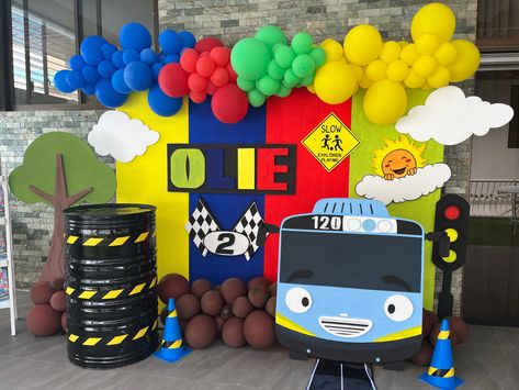 Tayo Bus Birthday Party Ideas, Tayo The Little Bus Birthday Party Ideas, Tayo Birthday Decoration, Tayo Birthday Party, Transportation Birthday Party, Transportation Birthday, Happy Birthday Decor, Beach Birthday, Cool Birthday Cakes