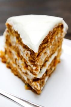 Absolutely dreamy this PUMPKIN ZUCCHINI CAKE is covered in cream cheese frosting, creating the perfect combination for the most delicious cake. #pumpkin #zucchini #cake #creamcheesefrosting Pumpkin Zucchini Cake, Polish Baking, Zucchini Desserts, Cake Glaze, Zucchini Cakes, Pumpkin Zucchini, Entertaining Desserts, Zucchini Cake, Pumpkin Treat