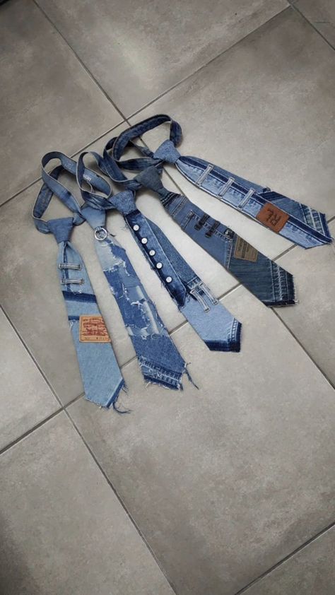 Tie Up Jeans, Cool Denim Jeans, Diy With Denim, Jean Ideas Diy, Old Denim Jeans Upcycle, Jean Upcycle Ideas, Jeans Sewing Ideas, Upcycled Jeans Ideas, How To Style A Tie