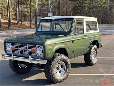 Classic Ford Bronco for Sale on ClassicCars.com - Pg 2 Journaling Themes, Cars Reference, Car References, Old Ford Bronco, Car Reference, Car Aesthetics, Ford Bronco For Sale, Studebaker Trucks, Classic Bronco