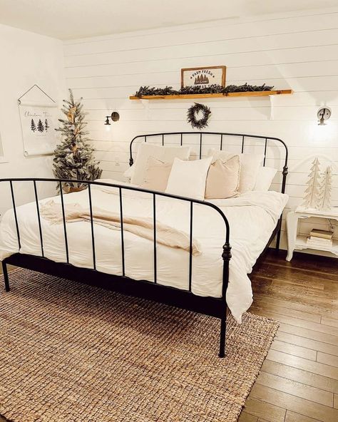 Black Rail Bed Frame, White Iron Headboard, Cream Metal Bed Frame Bedroom Ideas, Guest Bedroom Iron Bed, Black Farmhouse Bed Frame, Black Metal Bed Frame Farmhouse, Black Wire Bed Frame, Farmhouse Metal Bed Frame, Bedroom Ideas With Metal Bed Frame