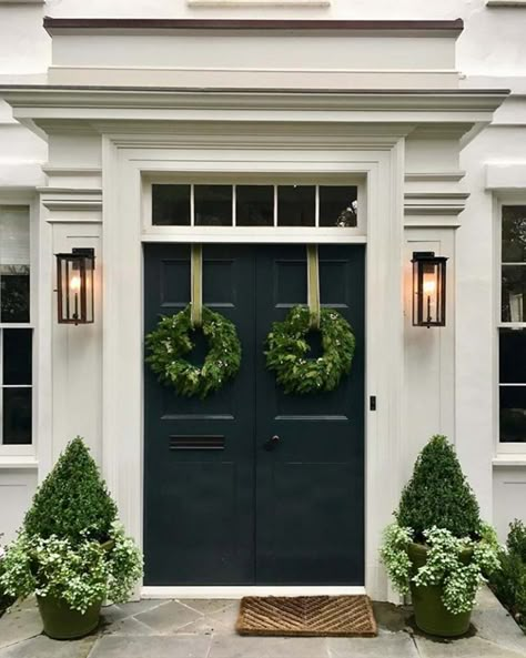 Front Door Lanterns, Front Porch Lanterns, Colonial Front Door, Porch Lanterns, Front Door Lighting, Colonial House Exteriors, Front Porch Lighting, Entry Lighting, Colonial Exterior