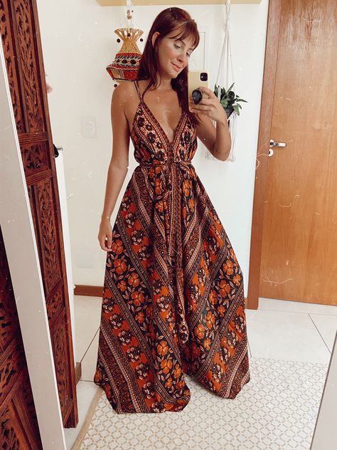 Hippy Wedding Guest Outfit, Boho Off Shoulder Dress, 80s Bohemian Fashion, Indigenous Style Fashion, 2023 Boho Style, Boho Formal Outfit, Warm Boho Outfits, Formal Boho Outfit, Hippie Dress Outfit