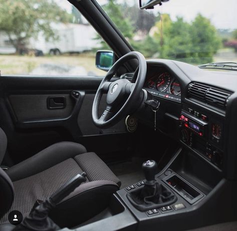 E30 Interior, Bmw E30 Interior, Bmw E30 Cabrio, Bmw E36 316i, Bmw E30 Coupe, Bmw 316i, Custom Bmw, Bmw E30 M3, Car Deco