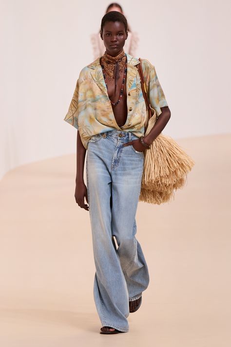 70s Surf, Denim 2024, Rtw 2023, Johanna Basford Enchanted Forest, 2025 Fashion Trends, Fashion Trend Forecast, Boho Styl, Androgynous Style, Tops Style