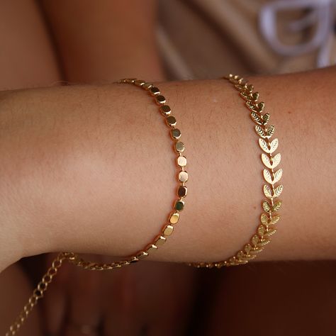 The Orb bracelet features smooth, 3mm discs and a gold-filled chain. High quality and perfect for daily wear. Materials: 18k Gold-Filled. • Lobster Clasp Closure • Length: 6” inches + 1.5” inch extender • Hypoallergenic. Nickel & Lead Free Brazilian Gold, The Orb, Jewelry Accessories Ideas, Accessories Ideas, Dark Gold, Stylish Jewelry, Gold Filled Jewelry, Gold Filled Chain, Delicate Bracelet