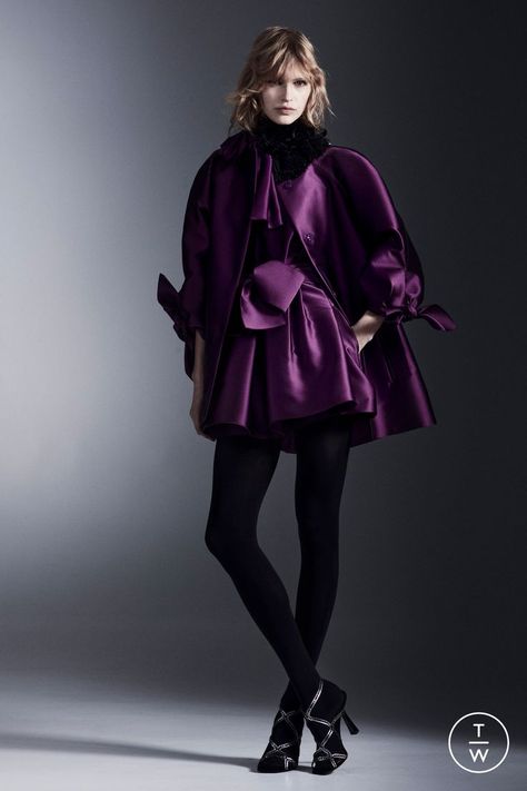 Pre Fall 2023, Party Frocks, Fall 23, Moda Outfit, Leather Outerwear, Outfit Look, 2023 Collection, Alberta Ferretti, Fall 2023