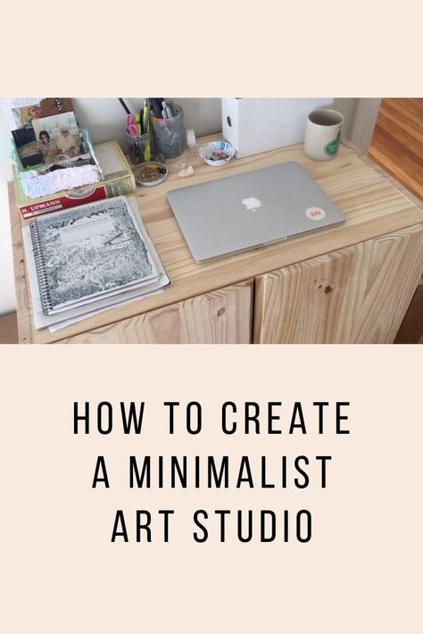 Tips from an artist on how to declutter art supplies and keep your art studio clean. It can be tough being a minimalist and a creative, but there's a way to do both! Minimalist Art Studio Small Spaces, Art Desk Ideas Small Spaces, Art Studio Closet, Minimalist Art Supplies, Minimalist Craft Room Ideas, Minimalist Artist Studio, Organize Art Studio, Portable Art Studio, Tiny Art Studio Space Ideas