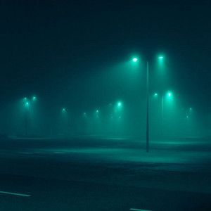 wtf just happened 동화 삽화, Dark Green Aesthetic, London Aesthetic, Kid Friendly Travel Destinations, Street Lights, Cinematic Photography, Dark Photography, Night Aesthetic, Parking Lot