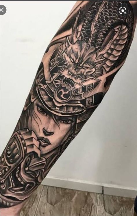 Tatuaje Trash Polka, Samurai Tattoo Sleeve, Japanese Leg Tattoo, Geisha Tattoo Design, Oni Tattoo, Pretty Flower Tattoos, Tato Dada, Samurai Tattoo Design, Geisha Tattoo