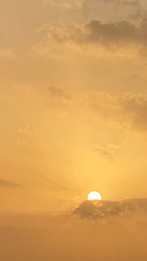 Golden Sky, Yellow Sunset, Sun And Clouds, Yellow Sky, Yellow Sun, Aesthetic Videos For Edits Love, Sunset Wallpaper, Yellow Aesthetic, Sky And Clouds