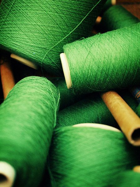 green Verde Smeraldo, Green Inspiration, Mean Green, Simple Green, Green Life, Green Aesthetic, Color Of Life, Sewing Room, Kelly Green