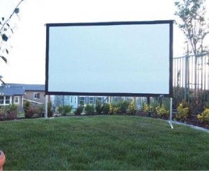 Get Ready for Summer with an Outdoor Home Theater Movie Theater Backyard, Outdoor Movie Theater Backyard, Outdoor Projector Screen, Portable Projector Screen, Outdoor Movie Theater, Outdoor Movie Screen, Rear Projection, Backyard Movie Nights, Outdoor Projector