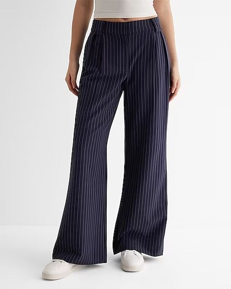 Stylist High Waisted Pinstripe Wide Leg Pant | Express Interview Outfit Men, Interview Outfits Women, Prom Suits For Men, Vacation Outfits Women, Trendy Trouser, Womens Denim Skirts, Capsule Wardrobe Work, Fall Trends Outfits, Versatile Pants