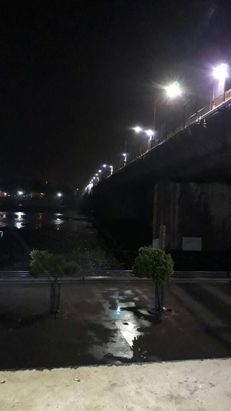 River Front Ahmedabad Night, River Front Ahmedabad Snap, River Front Ahmedabad, Cute Date Outfits, Best Snapchat, Driving Photography, Water Level, Iphone Wallpaper Tumblr Aesthetic, Flood Light