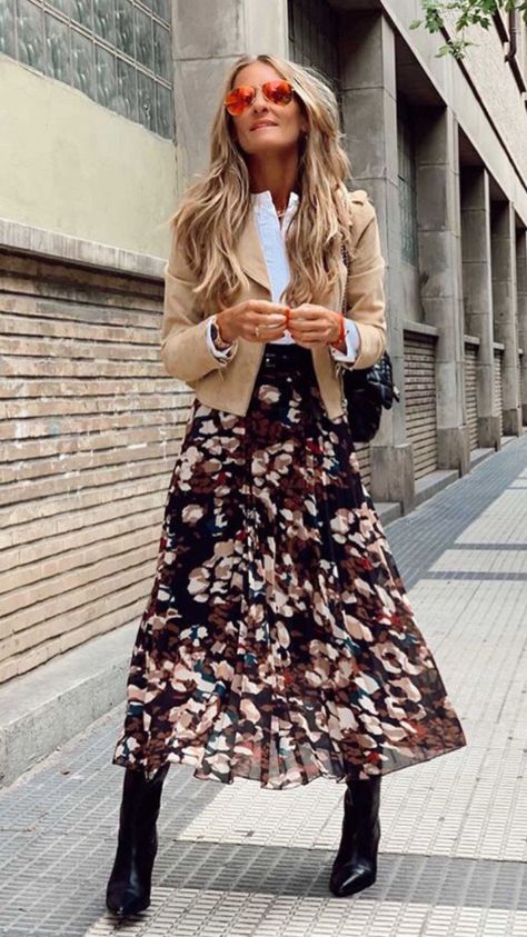 Outfit 2020, Summer Fashion Dresses, Mod Fashion, Thanksgiving Outfit, Fashion Dresses Casual, A Skirt, Summer Style Casual, Looks Chic, Mode Inspo