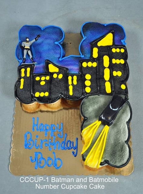 Number 4 Batman Cake, Pull Apart Batman Cupcake Cake, Batman Pull Apart Cupcakes, Batman Cupcakes Ideas, Batman Cupcake Cake, Cupcake Party Theme, Batman Cupcakes, Batman Birthday Cakes, Pull Apart Cupcake Cake