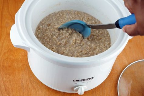 How to Cook Rolled Oats in a Crock-Pot | Livestrong.com Freeze Oatmeal, Crock Pot Oats, Oatmeal Crockpot, Crockpot Oatmeal Overnight, Oatmeal Recipes Crockpot, Rolled Oats Recipe, Crockpot Oatmeal, Oatmeal For Breakfast, Slow Cooker Oatmeal