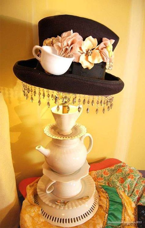 Anthropologie Lamp, Tea Cup Lamp, Alice In Wonderland Bedroom, Alice In Wonderland Room, Diy Luminaire, Victorian Lamps, Victorian Lampshades, Diy Lampe, Deco Originale