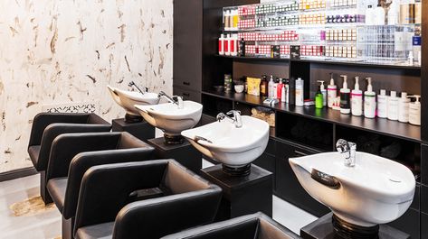 Where Can I Find Salon Equipment to Start My Business? - Small Business Trends Salon Storage Ideas, Modern Wall Tiles, Hair Salon Equipment, Beauty Salon Equipment, Natural Hair Stylists, Beauty Salon Interior, Salon Ideas, Salon Equipment, Wholesale Furniture