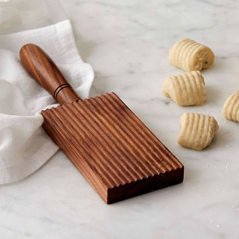 The Best Tools for Making Perfect Fresh Pasta at Home | Saveur Pasta Makers, Pasta Making Tools, Electric Skillet Recipes, Pasta Ideas, Healthy Afternoon Snacks, Chef Tools, Tray Wood, Making Pasta, Soft Foods