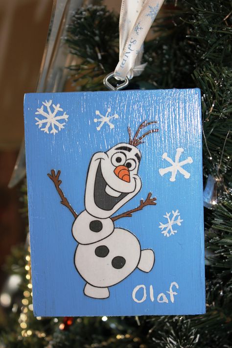 Olaf Craft, Olaf Ornament, Olaf Christmas, Frozen Ornaments, Fancy Christmas Ornaments, Fancy Christmas, Owl Crafts, Snowman Ornament, Build A Snowman