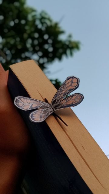 Dragonfly Bookmark, Note Book, Till The End, Book Journal, Art Day, Book Lovers, Origami, Paper Crafts, Quick Saves