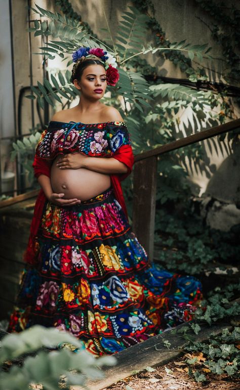 Maternity Pictures Inspired By Authenticity And Culture Of Mexican Folklore Creative Photoshoots, Different Nationalities, Pregnant Outfits, Mexican Folklore, Couple Pregnancy Photoshoot, Baby Pictures Newborn, Pregnancy Outfits, Artistic Hair, Newborn Photoshoot