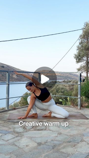 Nathalie Grahlert | Yoga Teacher + Mentor on Instagram: "SAVE 🔥 and give this flow a try! It’s a creative warm up sequence that starts (very unusual!) sideways on your mat 👀 

I guarantee you, that brings some spice and novelty to your classes - 100% 🫶

If you are looking for more creative flows that take you around the mat and challenge you to new heights - my online studio @the.embodiedspace is the perfect place for you! 🚀

You can join for only 22€ per month + 7 day free trial🧨

Get:
▫️ unlimited yoga classes on demand 
▫️ livestream classes in extra length
▫️ access to 1:1 classes with me 
▫️ special offers for trainings & retreats 

NEXT LIVE CLASSES

03. October 2024 | 7 pm CET
“Fire & fierce” 
Rocket 🚀 inspired 75 min flow.

30. October 2024 | 7 pm CET
“Full Flexibility”
Worki Sun A Variations, Creative Yoga Transitions, Power Yoga Flow Sequence, Yoga Warm Up Sequence, Yoga Class Ideas, Yoga Intentions, Yoga Warm Up, Vinyasa Flow Sequence, Mobility Flow