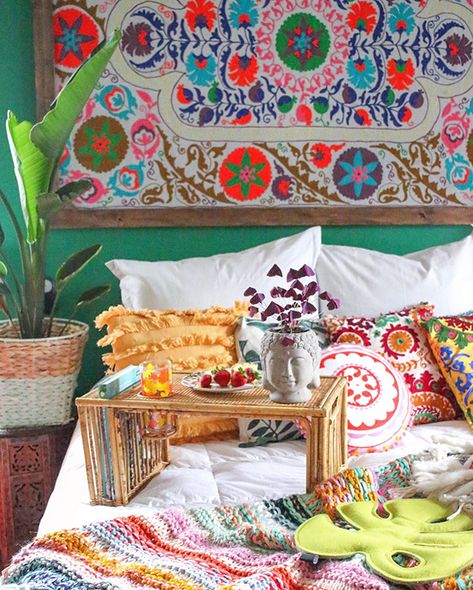 Opal House Jungalow Target, Target Jungalow Bedding, Hawaii Apartment, Lily Pulitzer Kings Size Bed Spread, Justina Blakeney Jungalow, Chic Modern Home Decor, Boho Bungalow, Funky Pillows Jungalow® By Justina Blakeney, Charleston Gardens