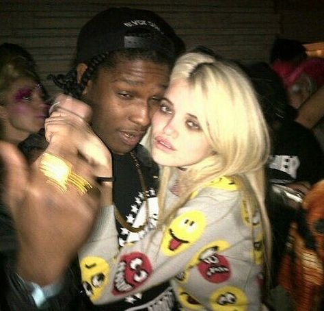 Sky Ferreira and A$AP ROCKY💘 Sky Ferreira, Pretty Flacko, Indie Sleaze, Girl Trends, Asap Rocky, Alice In Chains, Foto Casual, I'm With The Band, Alexa Chung