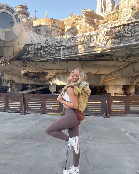 Galaxy’s Edge Photo Idea Galaxy Edge Photo Ideas, Galaxy’s Edge Photo Ideas, Galaxy Edge Disney World, Galaxys Edge Outfit Ideas, Galaxy Edge Outfit, Galaxy’s Edge Outfit, Galaxys Edge Outfit, Galaxy's Edge Outfit, Park Fits