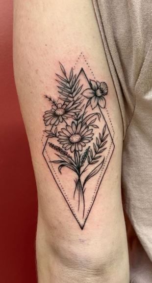 Flowers In Diamond Tattoo, Fern And Daisy Tattoo, Daisy Mandala Tattoo Design, Neo Trad Daisy Tattoo, Forearm Daisy Tattoo, Daisy Realism Tattoo, Daisy Tattoo Thigh, Calf Tattoos For Women Flowers, Floral Sister Tattoos