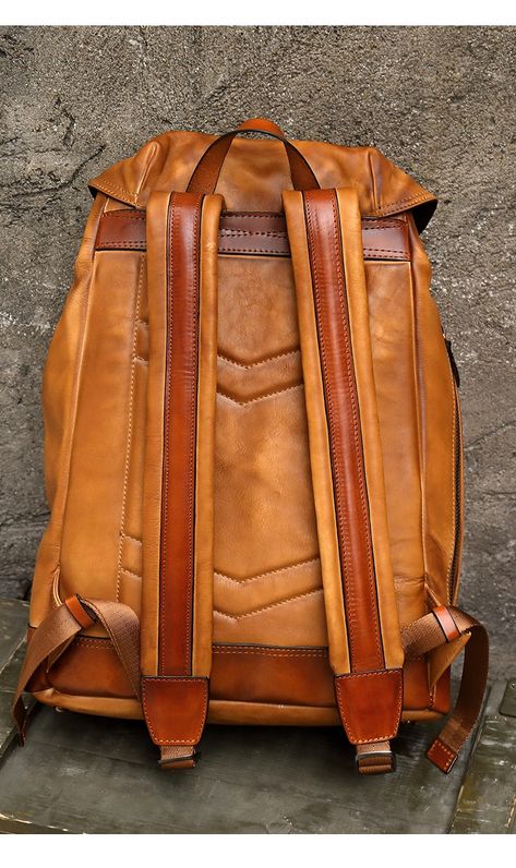 Backpack Luxury, Bag Packs, Vintage Leather Backpack, Leather Backpack For Men, Retro Shoulder Bag, Leather Craft Projects, Canvas Leather Bag, Brown Leather Backpack, Leather Craft Tools