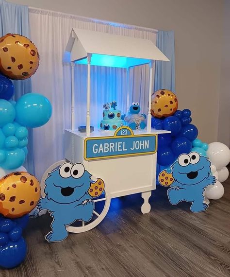 Cookie Monster Party Decorations, Monster Balloons, Monster First Birthday, Monster Baby Showers, Monster 1st Birthdays, Cookie Monster Party, Cookie Monster Birthday, Monster Theme, Monster Party