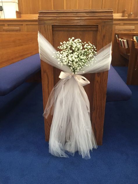 amazing pew ties! Church Pew Flowers, Church Pew Decorations, Wedding Pew Decorations, Ceremony Decorations Church, Pew Decor, Church Wedding Photography, Pew Flowers, Pew Bows Wedding, Wedding Church Decor