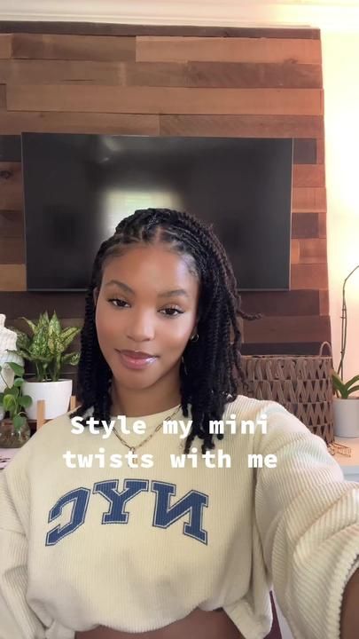 Short Braid Hairstyles, Mini Twists Natural Hair, Short Braid, Short Hair Twist Styles, Short Box Braids Hairstyles, Hair Scarf Styles, Box Braids Hairstyles For Black Women, Braided Cornrow Hairstyles, Natural Hair Twists