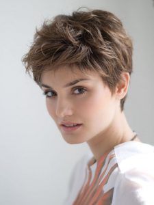 Very Short Haircuts, Trendy Short Haircuts, Short Hair Styles For Round Faces, Short Bob Haircuts, Penteado Cabelo Curto, Short Pixie Haircuts, Cute Hairstyles For Short Hair, Short Hair Haircuts, Short Hair Styles Pixie