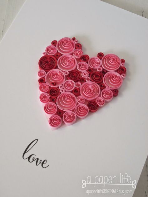 ~ a paper life: love....quilled red & pink heart Valentine Cards For Boyfriend, Diy Quilling Crafts, Paper Quilling For Beginners, Paper Quilling Flowers, Gubahan Bunga, Paper Quilling Cards, طابع بريدي, Quilling Work, Desain Quilling