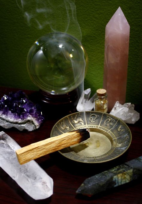 Palo Santo and crystals! This is actually a listing on etsy for the palo santo sticks, but I loved the photo! Incense Diy, Cleansing Incense, Magick Crafts, Secret Societies, Ancient Tools, Witch Cottage, High Vibrations, Frankincense Myrrh, Magical Herbs