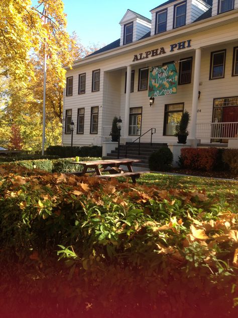 University of Idaho-Alpha Phi University Of Idaho Aesthetic, University Of Idaho, Sigma Chi, Alpha Phi, College Life, Idaho, University, House Styles