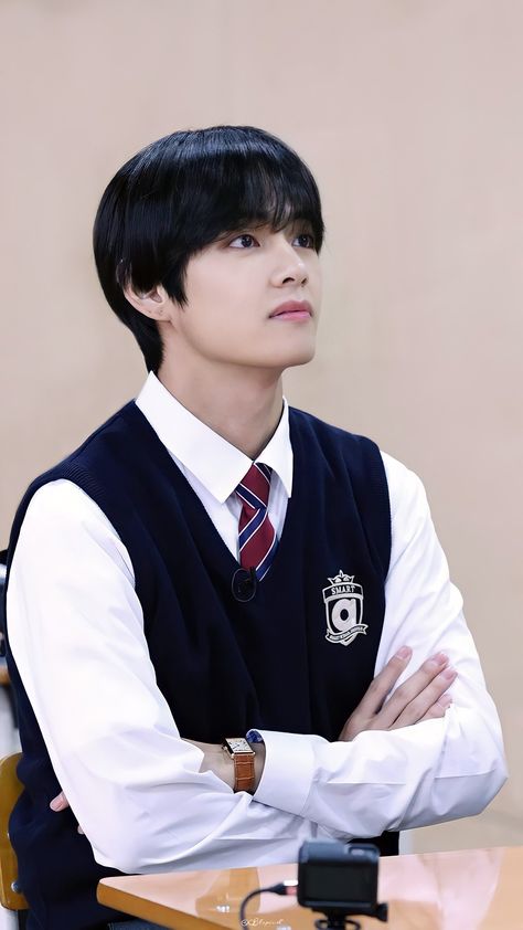 Taehyung Student, Bts School Uniform, Jungkook School, Bts School, Smile For Me, Drama Teacher, Winter Bear, Taehyung Abs, Jungkook Taehyung