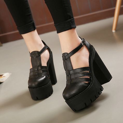 Hot selling 2015 new summer fashion high platform sandals women casual ladies shoes China Black and White Size EUR 35 to 39-in Women's Sandals from Shoes on Aliexpress.com | Alibaba Group Types Of Shoes For Women, High Platform Shoes, Gothic Shoes, Elegant Sandals, Platform Block Heels, Ankle Strap Shoes, Elegant Shoes, Toe Sandals, Sandal Fashion