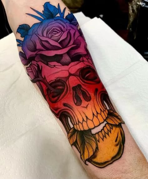 Skull Flowers Tattoo, Neo Tattoo, Traditional Tattoo Inspiration, Ink Therapy, Wicked Tattoos, Muster Tattoos, Geometric Tattoo Design, Color Tattoos, Initial Tattoo