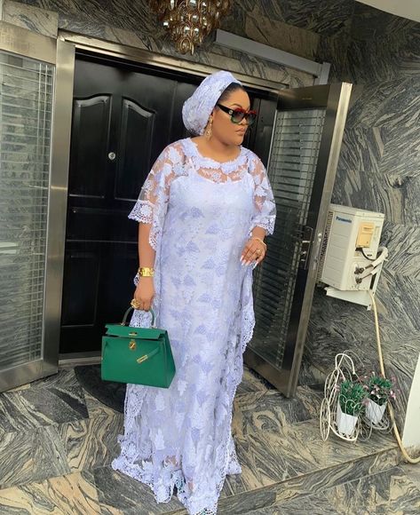 Lace Caftan Styles, Lace Gown Styles For Women, Gown Styles For Women, Lace Dress Styles Nigerian, Lace Caftan, Nigerian Women, Bubu Gown Styles, African Wedding Attire, African Lace Styles