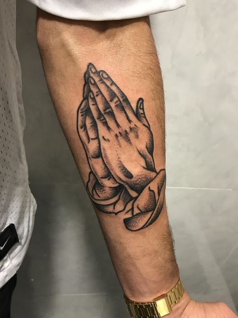 Praying Arms Tattoo, Traditional Praying Hands Tattoo, Prayer Hands Tattoo For Men, Pray Tattoo Hands, Meaningful Half Sleeve Tattoos, Praying Hands Tattoo Stencil, Pray Hands Tattoo, First Tattoo Ideas For Men Meaningful, Praying Hand Tattoo