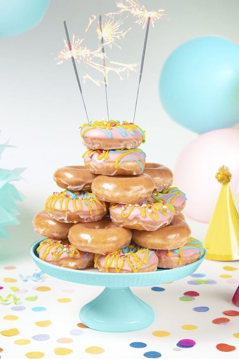 Krispy Kreme Cake, Krispy Kreme Birthday, Birthday Cake Alternatives, Donut Birthday Cake, 82nd Birthday, Donut Cake, Birthday Donuts, Donut Birthday Parties, Doughnut Cake