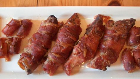 Duck Poppers, Wild Duck Recipes, Grilled Duck, Pheasant Recipes, Roasted Duck Breast, Duck Breast Recipe, Goose Recipes, Jeff Foxworthy, Wrapped In Bacon