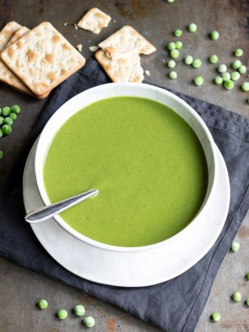 Easy Pea Soup, Vegetable Sandwich Recipes, Dahl Recipe, Rolled Roast, Creamy Peas, Lentil Dahl, Pea Pesto, Easy Vegan Dessert, Vegan Chocolate Cake